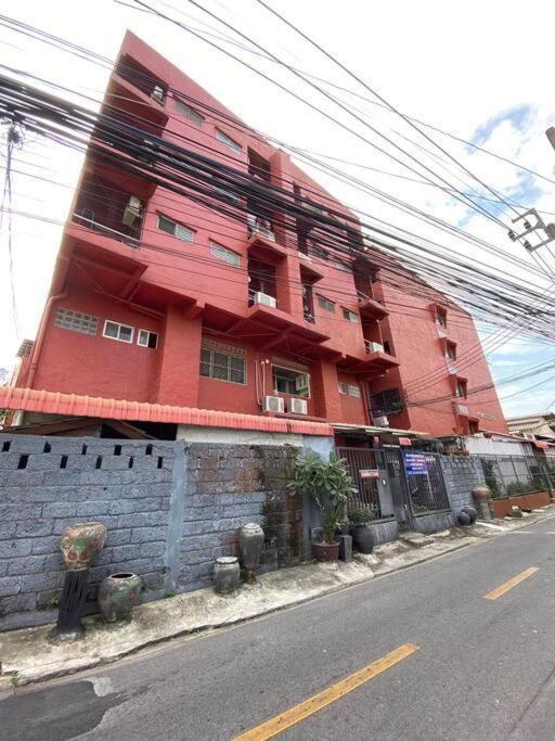 Ratanawong Place 807 Bangkok Exteriör bild